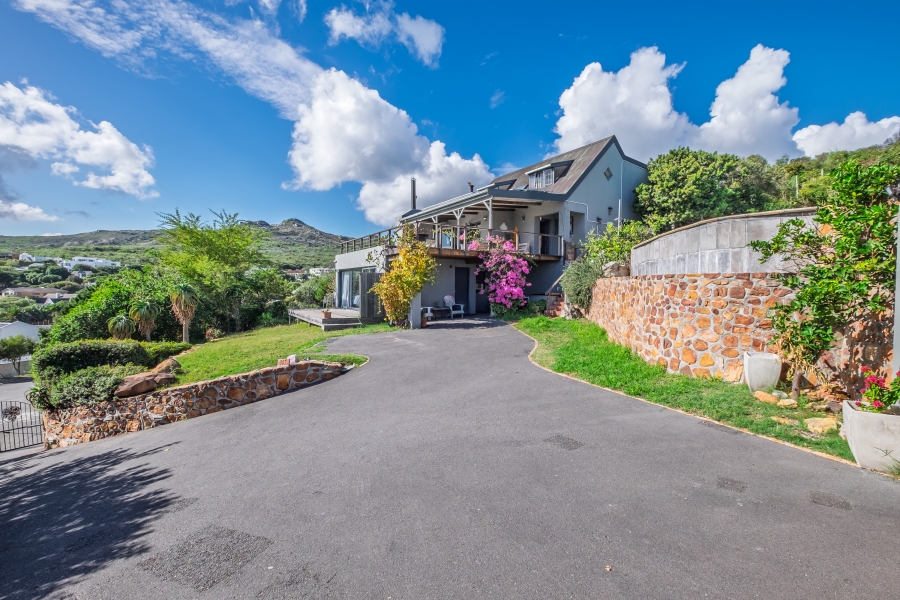 4 Bedroom Property for Sale in Capri Western Cape
